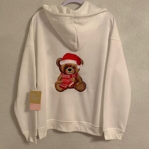 NWT Cult Favorite White Hoodie Embroidered Teddy Bear Christmas Design Size M